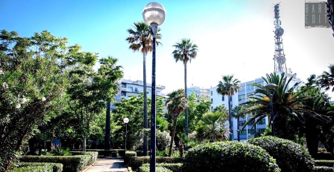 Palazzi signorili, rigogliosi giardini e vista sull'Adriatico: � l'ambita "zona della Rai" di Bari 